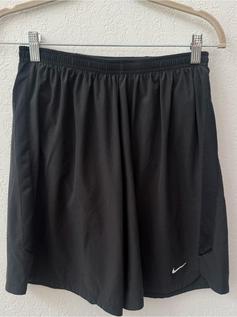 Nike Men's Dri fit charcoal & black lined short